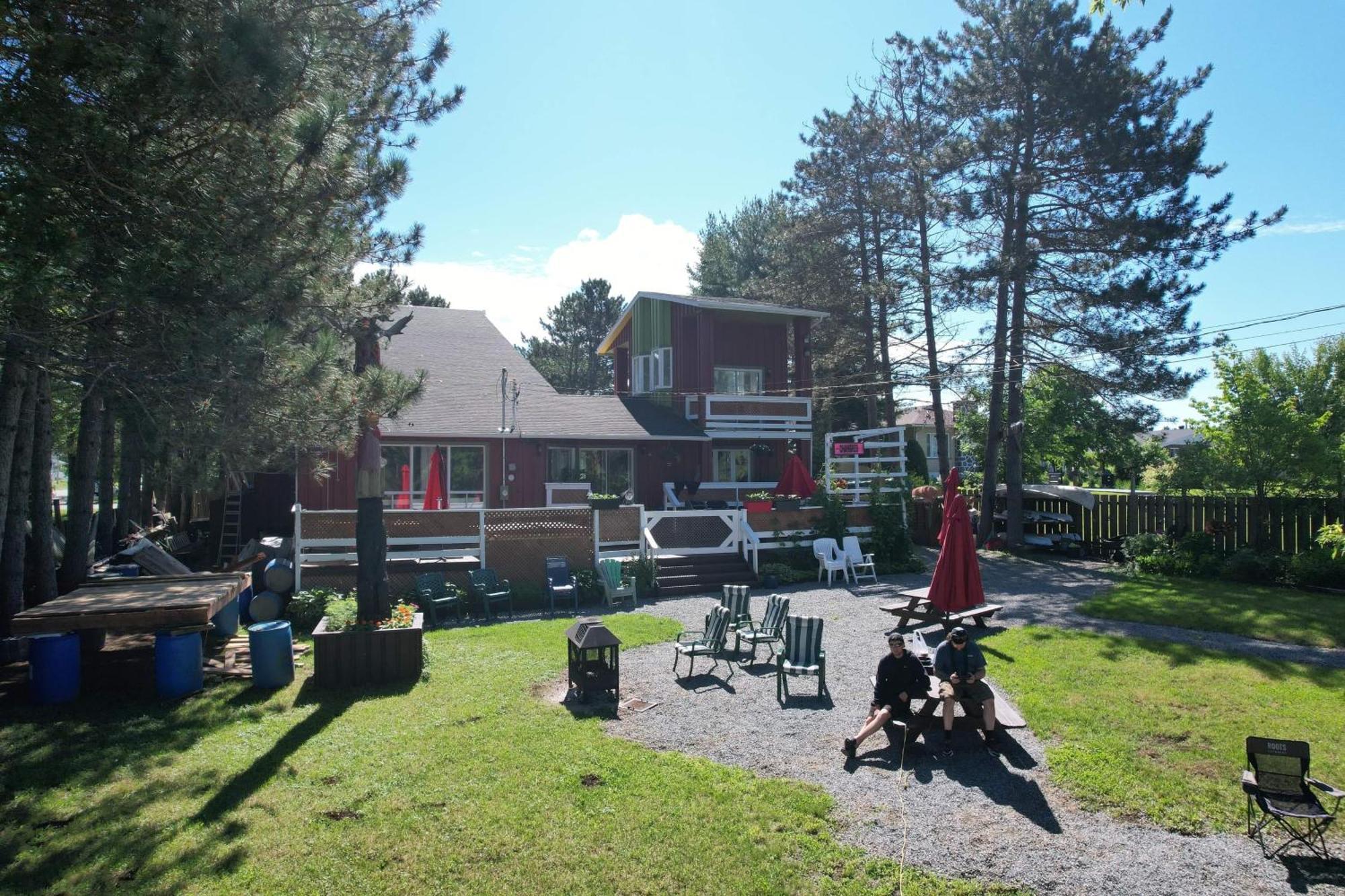 Auberge De Ferme-Neuve Lac-Saint-Paul Exterior foto